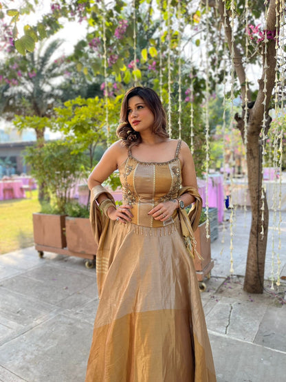 ✨ Elegant Gold Tissue Lehenga Set ✨