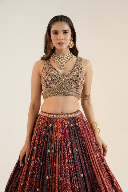Pure Ajrakh Lehenga paired with a beautifully hand-worked blouse.
Luxury finishing